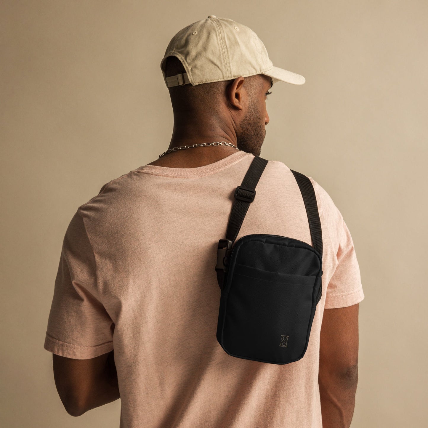 Crossbody Bag – Lightweight Streetwear Sling Bag | EMPIRƎ